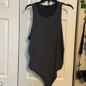 Express body contour lightweight bodysuit